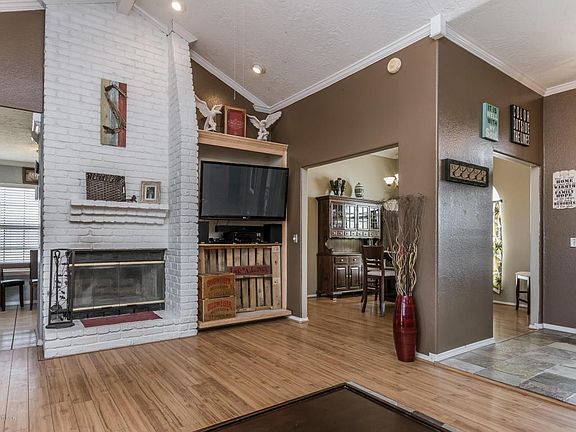 4th image of 2500 Ashley Ln