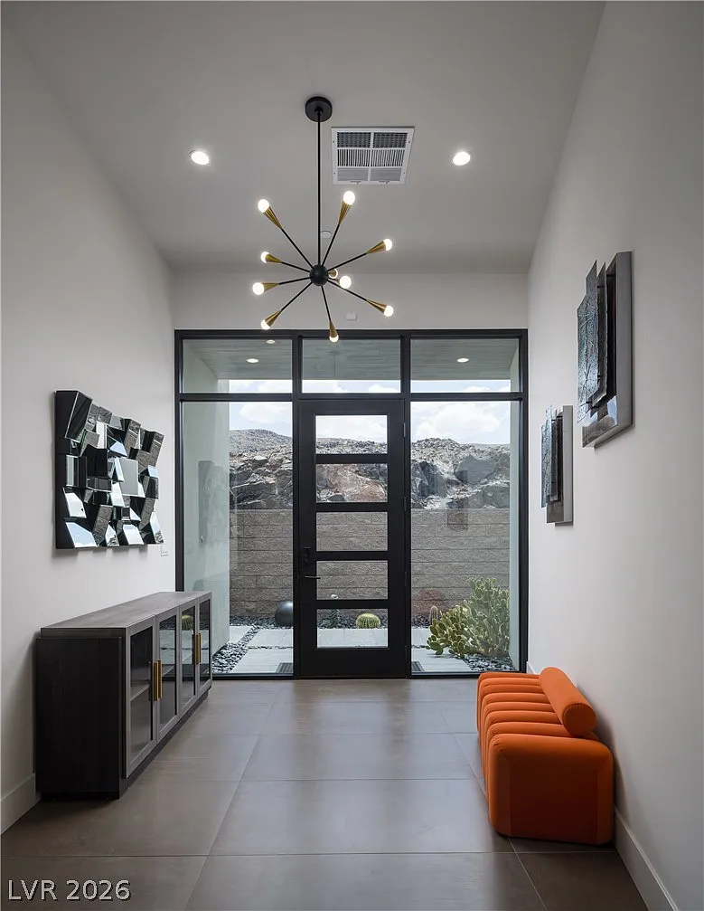 3 bed, 3.5 bath, 3024 sqft, $8,999 — Photo 2