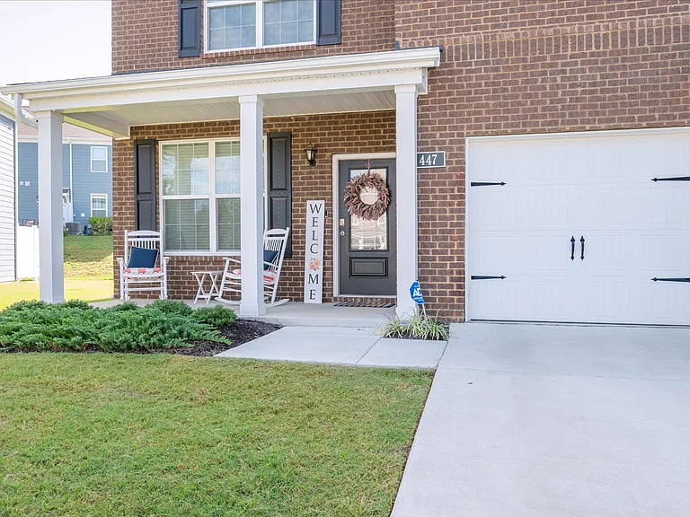 447 Augustine Dr — Photo 29