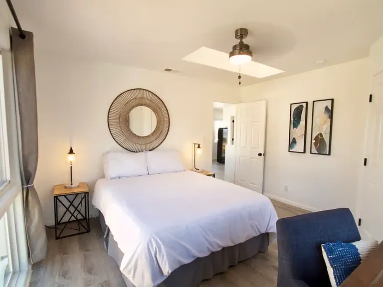 2306 Chalcedony St — Photo 27