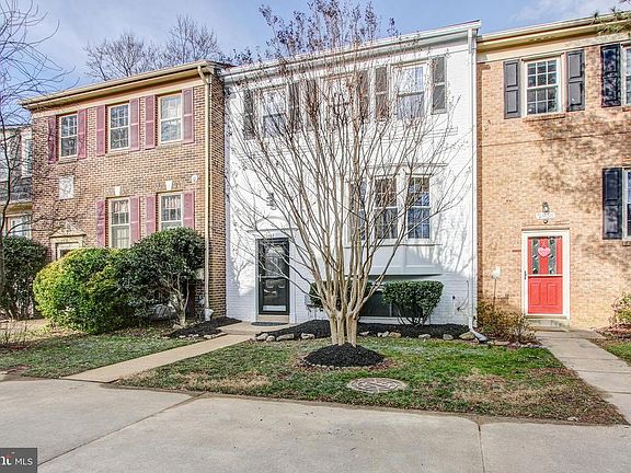 3rd image of 2408 Falls Place Ct