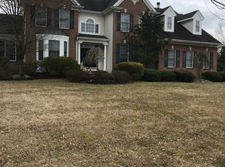 7 Michael Dr, Cream Ridge, NJ 08514