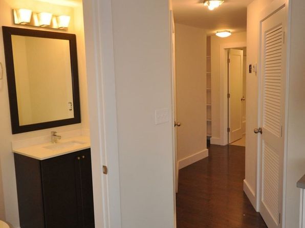 656 Massachusetts Ave #8