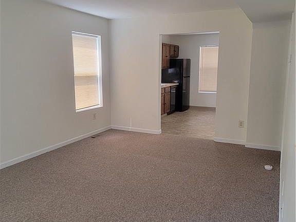 3rd image of 19 N Harbor St #A