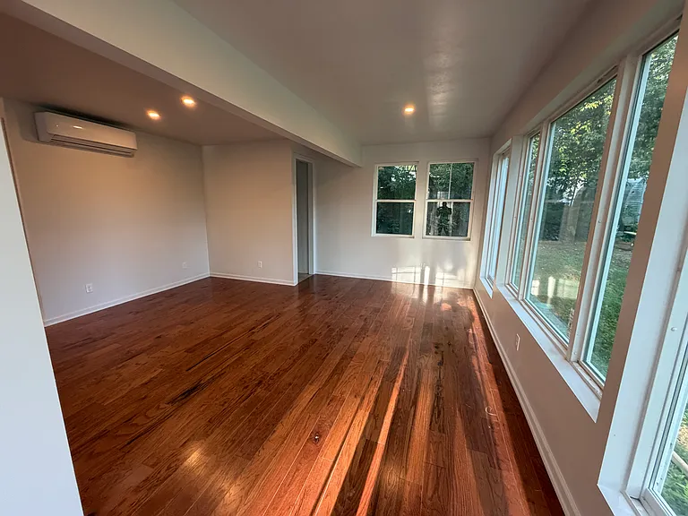 Karen Pl — Photo 3
