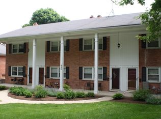 420 S 4th St Unit 4, Saint Charles, IL 60174