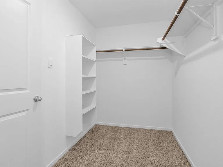 3518 Grassland Dr — Photo 16