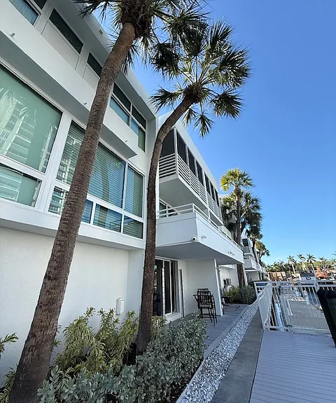 928 Boulevard Of The Arts — Photo 31