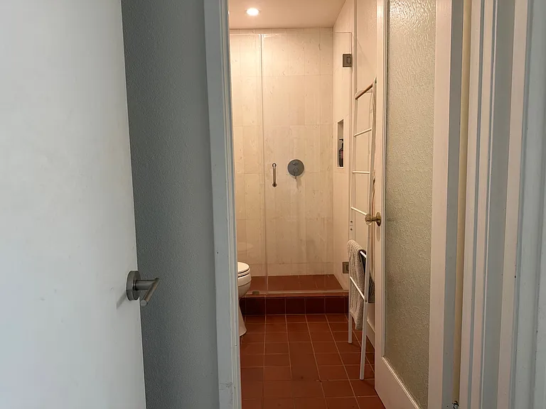 2844 E 3rd St #108 — Photo 32