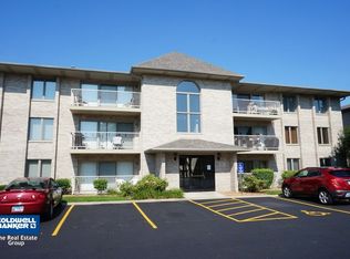 1073 Ashley Ct S #1, Lockport, IL 60441