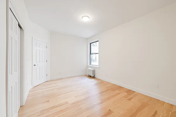 Rented by Oxford Property Group | media 23