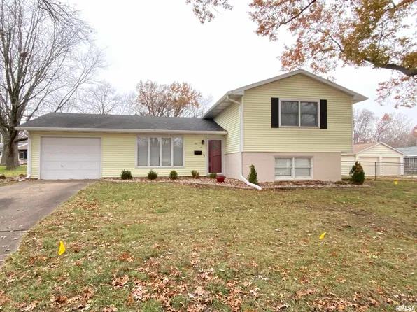 106 Windsor Rd, Springfield, IL 62702