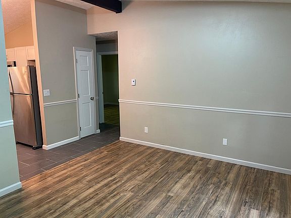 4th image of 918 Skyside Dr