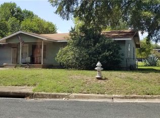 1110 3/4 Fiesta St, Austin, TX 78702