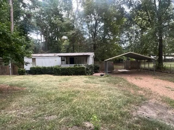 100 Bohanon Rd, Pineville, LA 71360