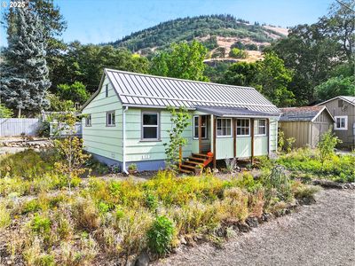 218 W Franklin St, Bingen, WA, 98605