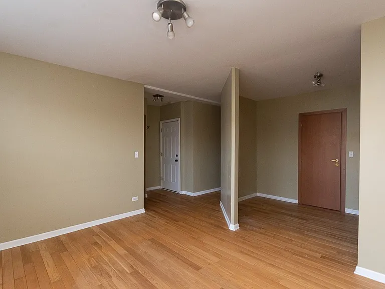 3103 W Lawrence Ave #3 — Photo 10