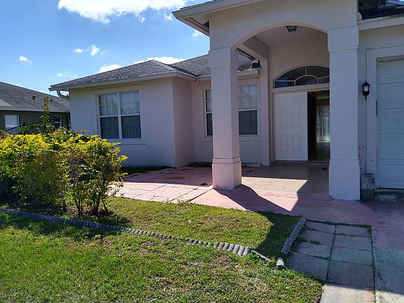 2nd image of 1442 SW Dow Lane