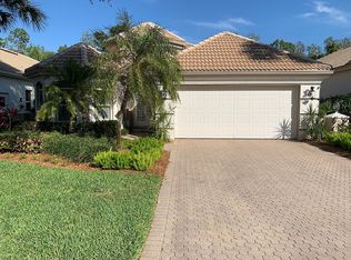 9238 Troon Lakes Dr, Naples, FL 34109