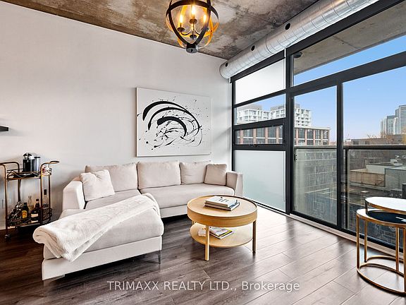 4th image of 60 Bathurst St #403