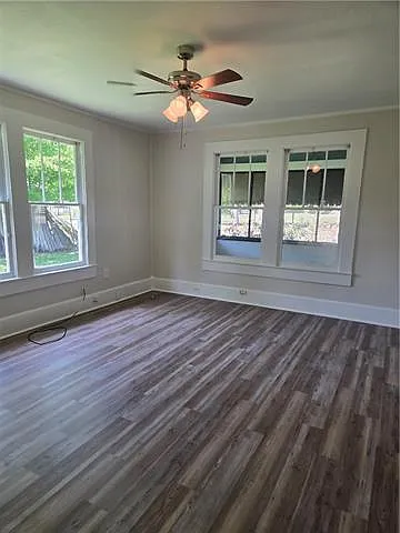 2130 Jefferson St — Photo 22