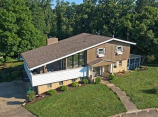 20 Valley View Cir, Vienna, WV 26105