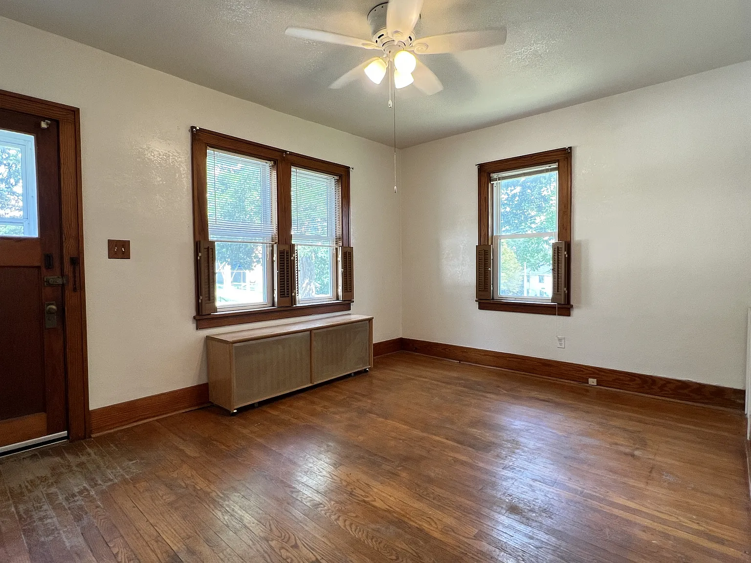1550 West 3rd Street - 1 — Photo 3
