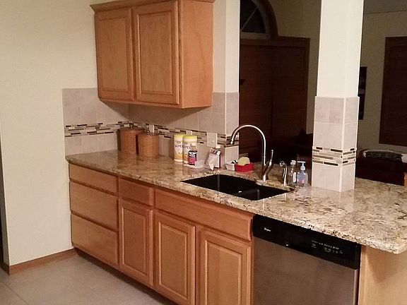 3rd image of 3491 Parkview Dr