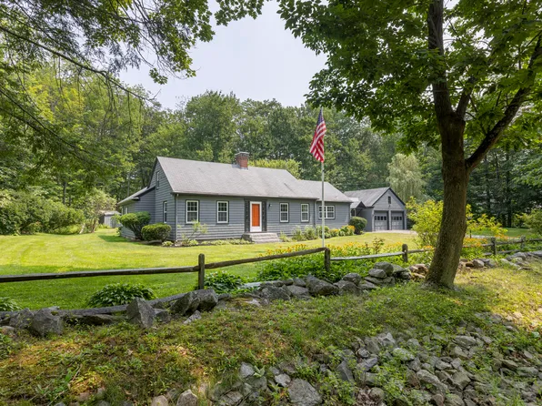 91 Blackstrap Road, Falmouth, ME 04105