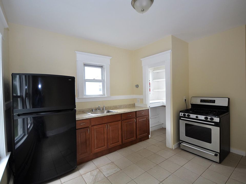 1st image of 21 Division Ave #2