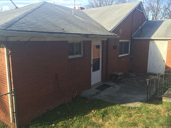 2nd image of 313 W Morehead St