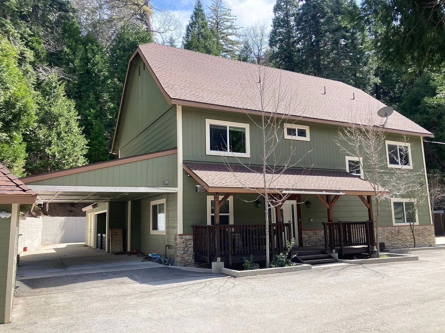 Magnificent Craftsman Style Custom Home — Photo 2