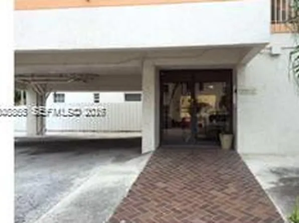 7740 Abbott Ave APT 5B, Miami Beach, FL 33141
