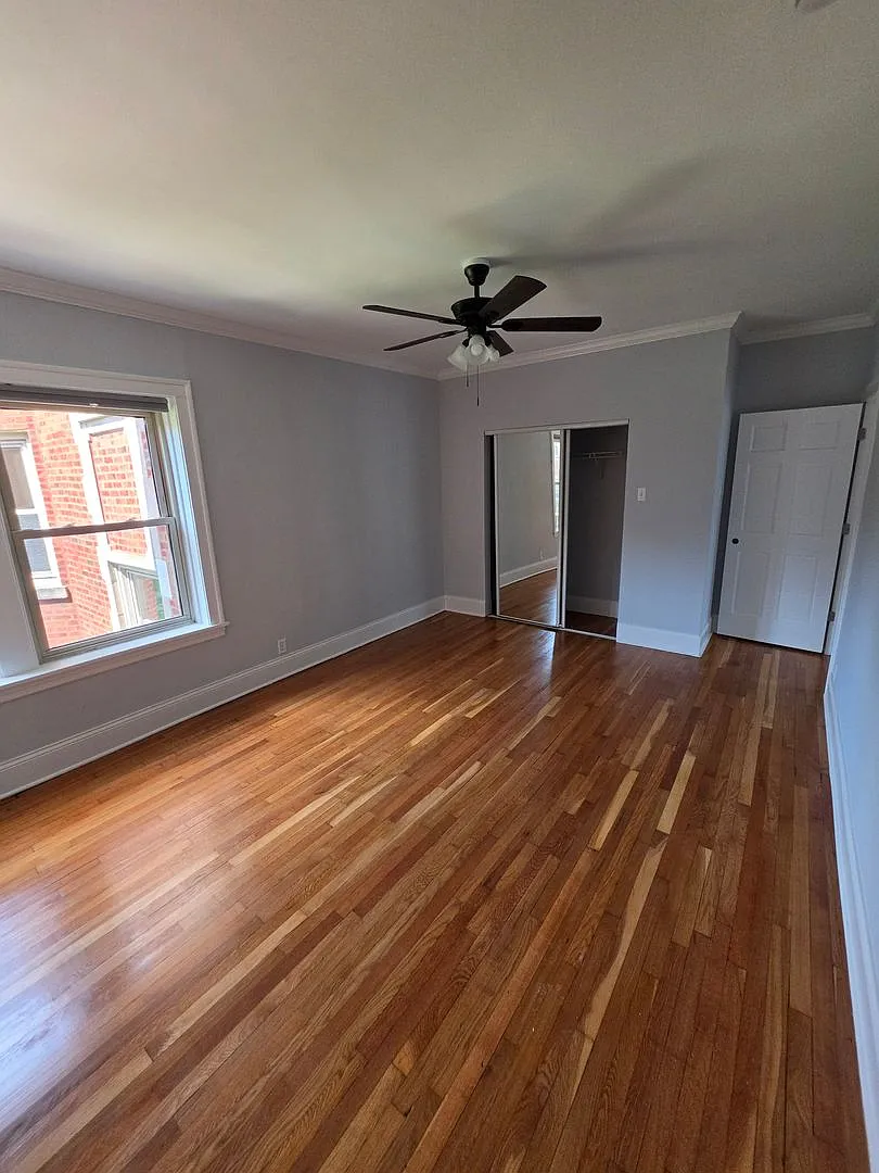 2247 Ridge Ave — Photo 4