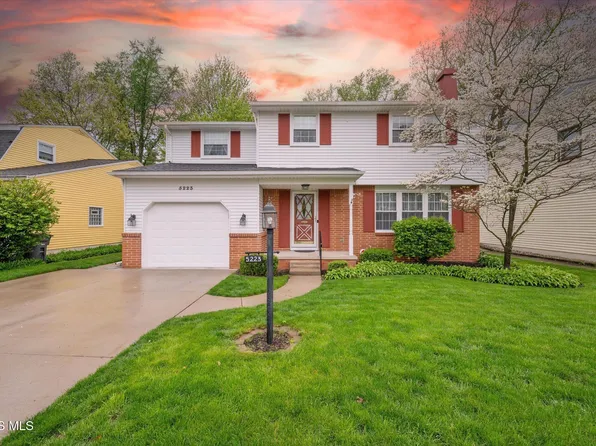 5223 Oakridge Dr, Toledo, OH 43623