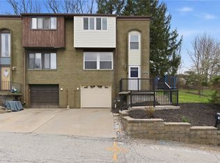 201 Cortland Dr E, Mc Kees Rocks, PA