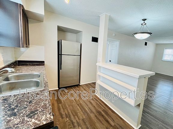 5th image of 1801 5th St N APT 4