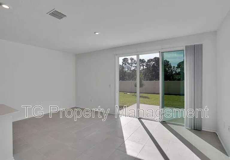 298 Anthony Dr — Photo 6