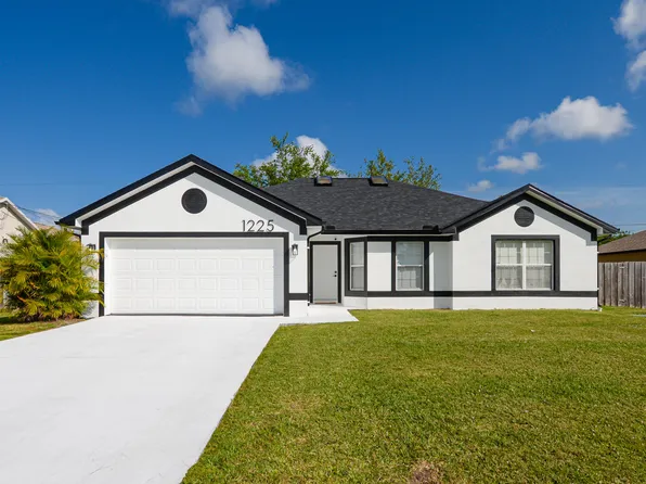 1225 SW Hunnicut Avenue, Port St Lucie, FL 34953