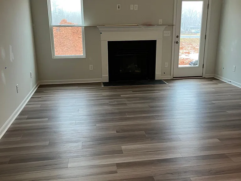 629 Cam Cir — Photo 11
