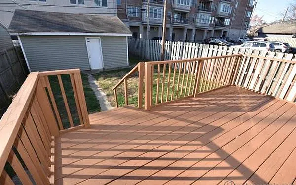 2 bed, 1100 sqft, $1,900 — Photo 2