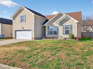 3714 Nadia Dr, Clarksville, TN 37040