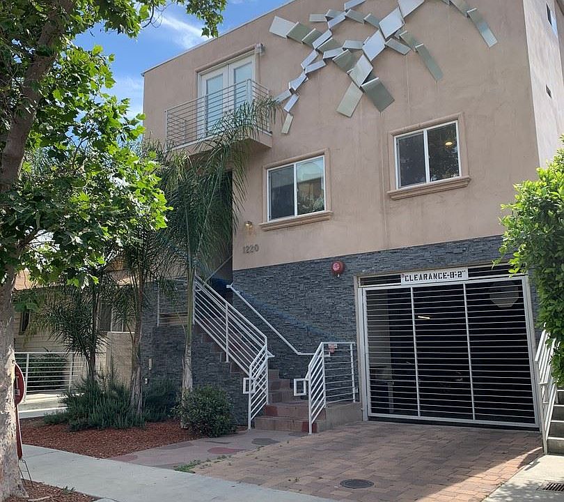 1st image of 1220 N Sycamore Ave APT 3