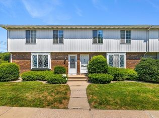 84 Fuller St APT 11, Ludlow, MA 01056