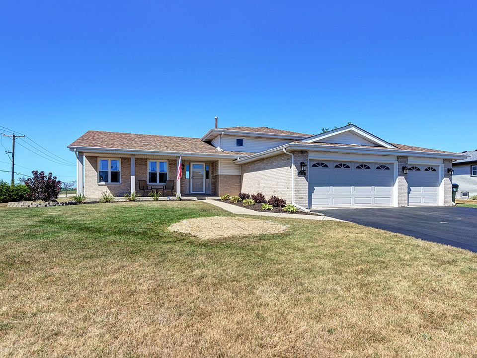 1st image of 993 Wildwood Dr