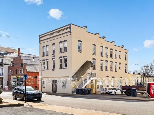 205 N Main St, Harrisonburg, VA