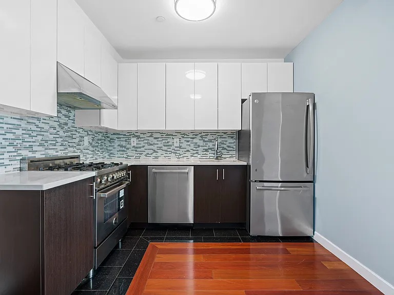 142-38 37th Ave #10D — Photo 2