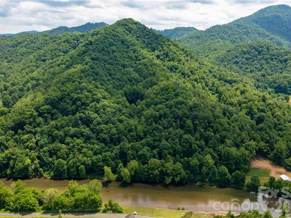 0 High Cliff Dr, Green Mountain, NC 28740