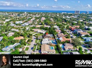 350 NE 3rd Ct, Boca Raton, FL 33432