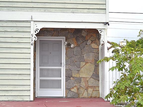 2nd image of 514 Beechwood Ave